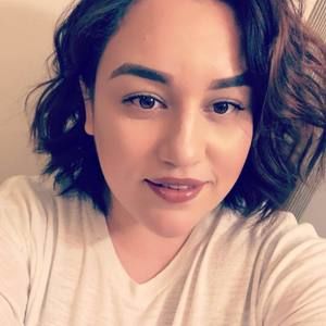 Meet your Posher, Alexis